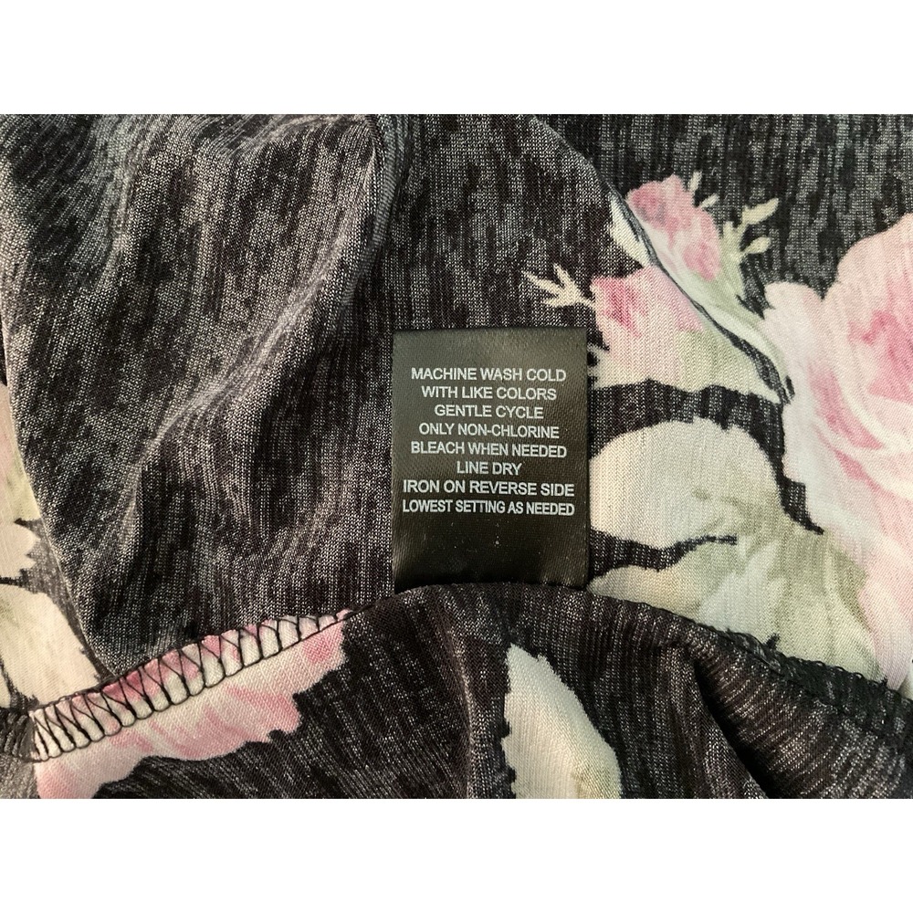 Women's Trixxi NWT Black Floral Maxi Dress Size Small Originally $59 Value - Picture 5 of 5